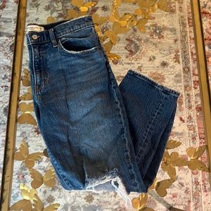 Abercrombie & Fitch Boyfriend mid rise size 28/6s